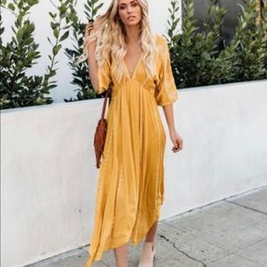 Kimono maxi dress mustard VICI collection like new